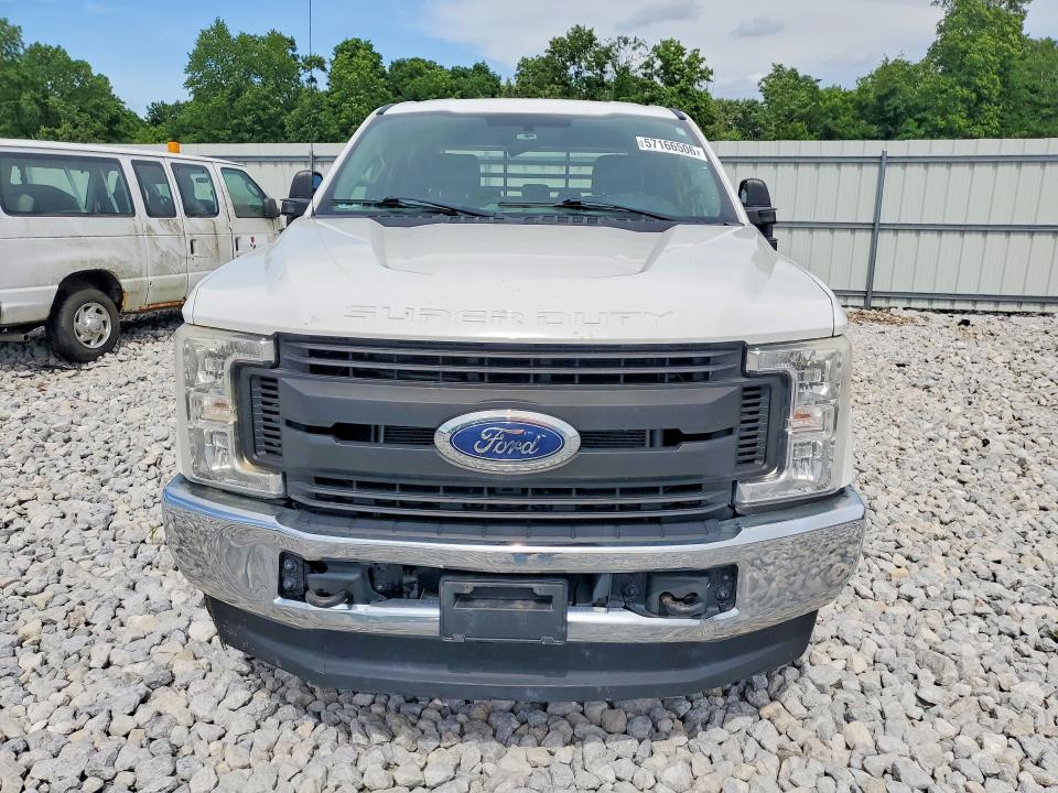 Photo 5 from auction – 2017 FORD F250 with VIN 1FT7W2B68HEF22724