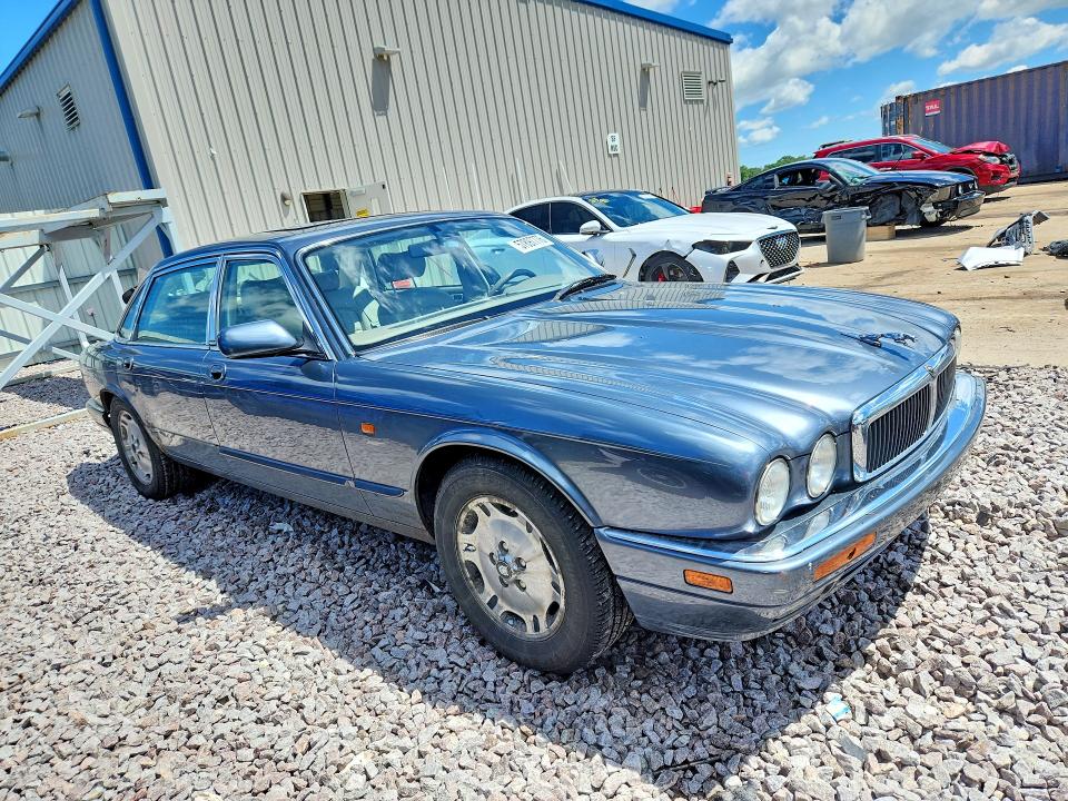Photo 4 from auction – 1997 JAGUAR XJ6 with VIN SAJHX6245VC788556
