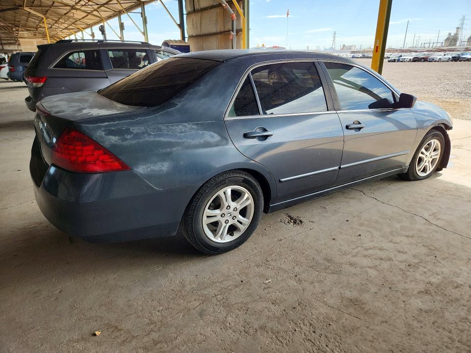 Photo 3 from auction – 2007 HONDA ACCORD with VIN JHMCM56397C010193