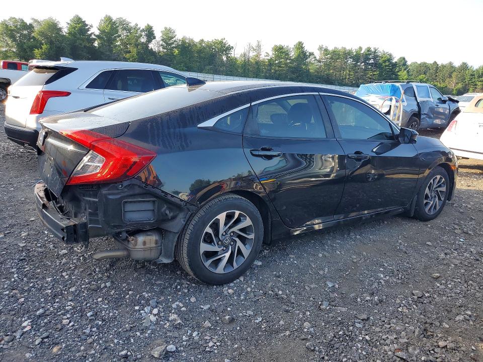 Photo 3 from auction – 2018 HONDA CIVIC with VIN 2HGFC2F78JH510936