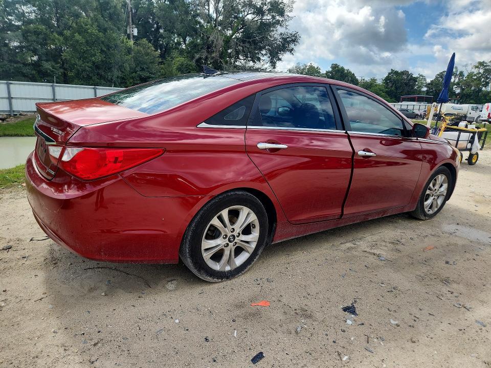 Photo 3 from auction – 2013 HYUNDAI SONATA with VIN 5NPEC4AC5DH591092