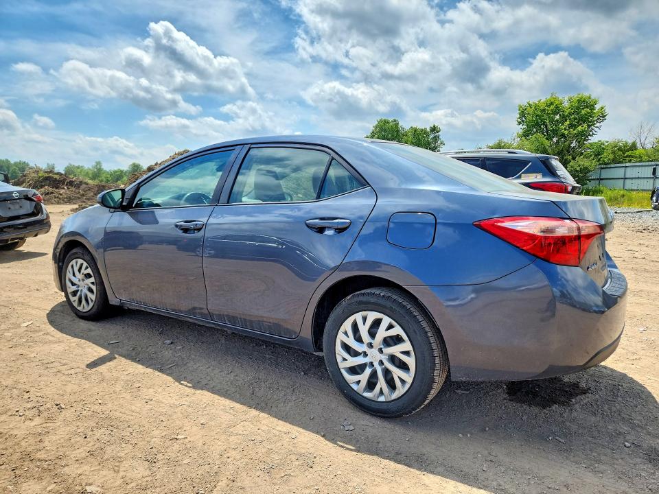 Photo 2 from auction – 2018 TOYOTA COROLLA with VIN 2T1BURHE0JC968690