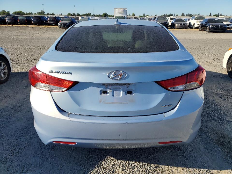 Photo 6 from auction – 2011 HYUNDAI ELANTRA with VIN KMHDH4AE2BU153112