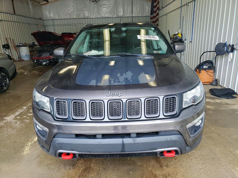 Photo 5 from auction – 2018 JEEP COMPASS with VIN 3C4NJDDB8JT479164