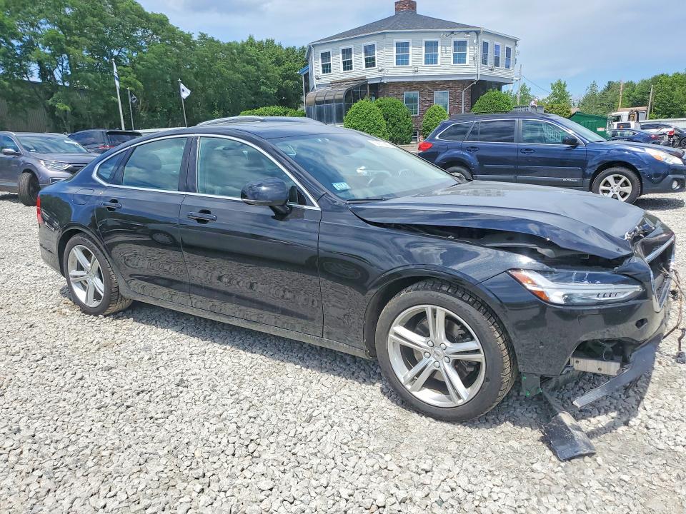 Photo 4 from auction – 2017 VOLVO S90 with VIN YV1102AK3H1007251