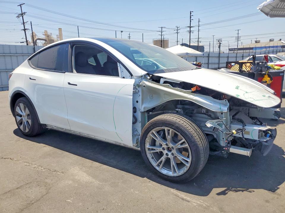 Photo 4 from auction – 2023 TESLA MODEL Y with VIN 7SAYGDEE8PA066222