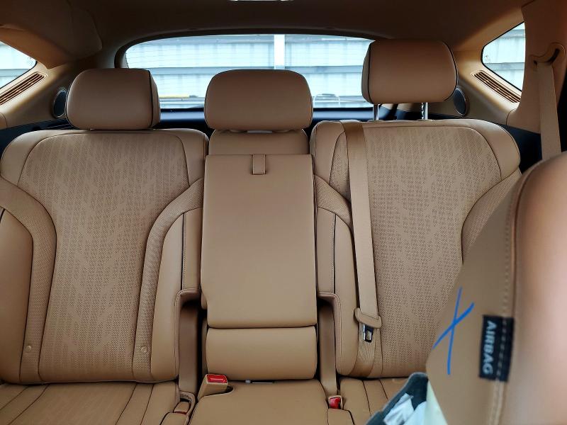 Photo 10 from auction – 2024 GENESIS GV80 with VIN KMUHBDSB7RU155246