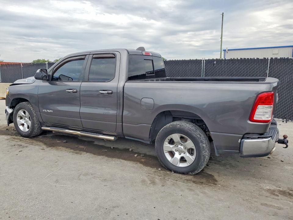 Zdjęcie 2 z aukcji – 2019 RAM 1500 z VIN 1C6RREBT7KN576358