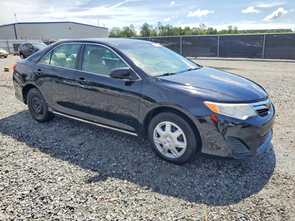 Photo 4 from auction – 2014 TOYOTA CAMRY with VIN 4T4BF1FK4ER386977
