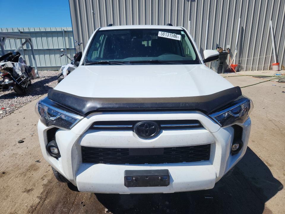 Photo 5 from auction – 2021 TOYOTA 4RUNNER with VIN JTEMU5JR7M5957665