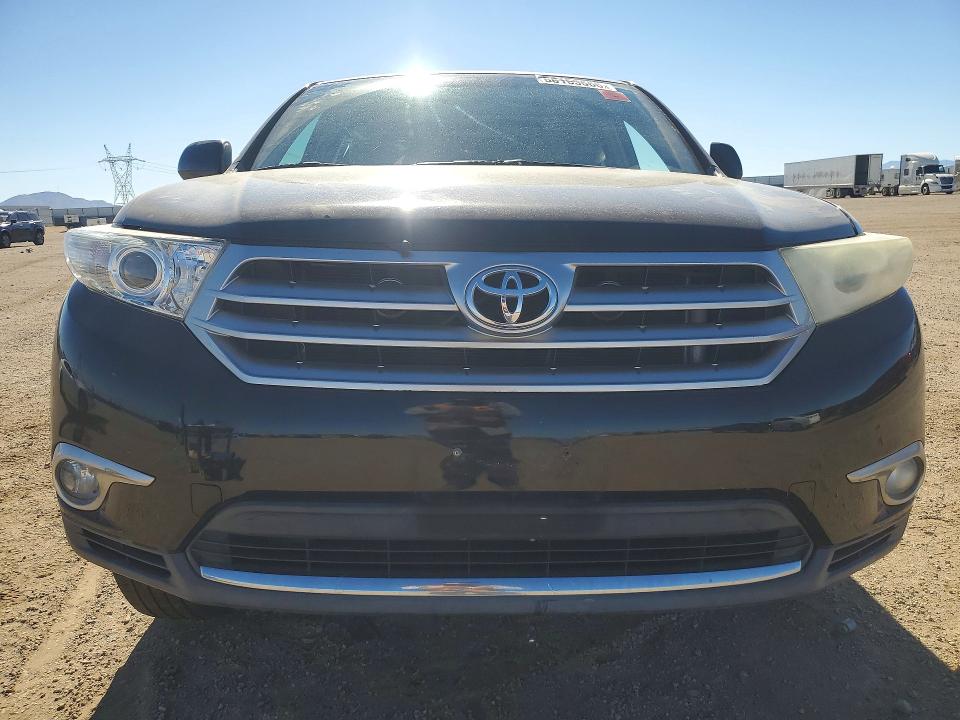Foto 5 de la subasta – 2012 TOYOTA HIGHLANDER con VIN 5TDZK3EH5CS056213