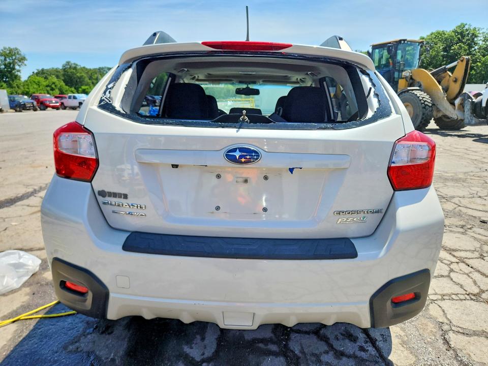 Photo 6 from auction – 2016 SUBARU CROSSTREK with VIN JF2GPABC0G8284931