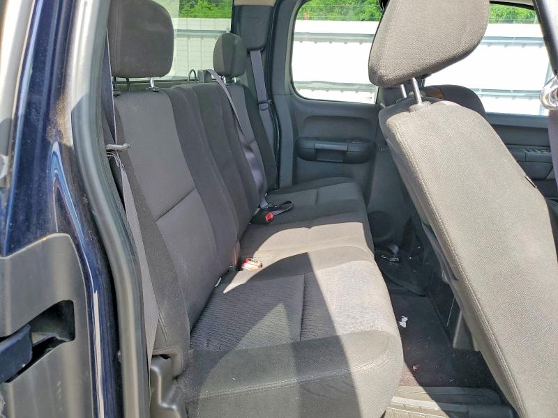 Photo 10 from auction – 2011 CHEVROLET SILVERADO with VIN 1GCRKSE36BZ122537