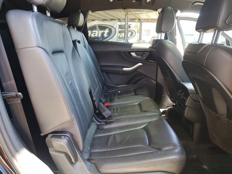 Photo 10 from auction – 2017 AUDI Q7 with VIN WA1LAAF78HD008270