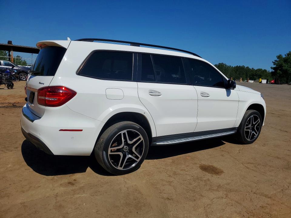 Photo 3 from auction – 2018 MERCEDES-BENZ GLS with VIN 4JGDF7DE8JB025194