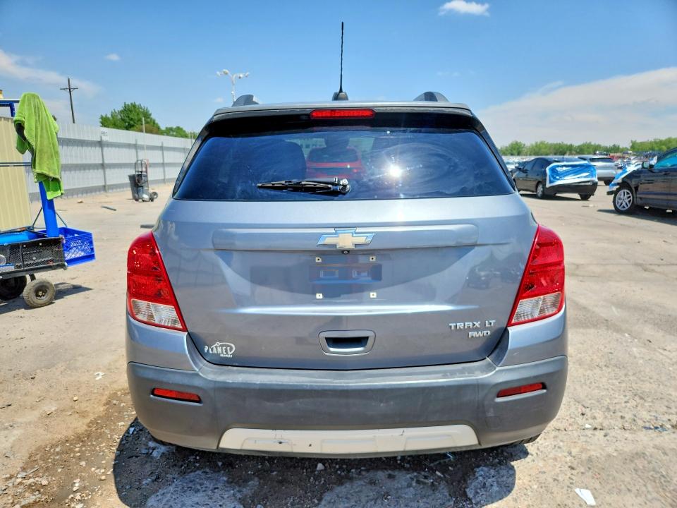 Photo 6 from auction – 2015 CHEVROLET TRAX with VIN KL7CJRSB5FB068544