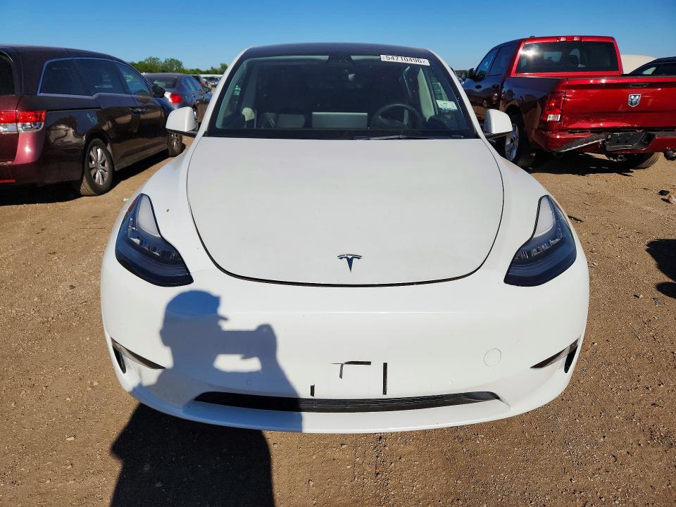 Photo 5 from auction – 2021 TESLA MODEL Y with VIN 5YJYGDEEXMF092736