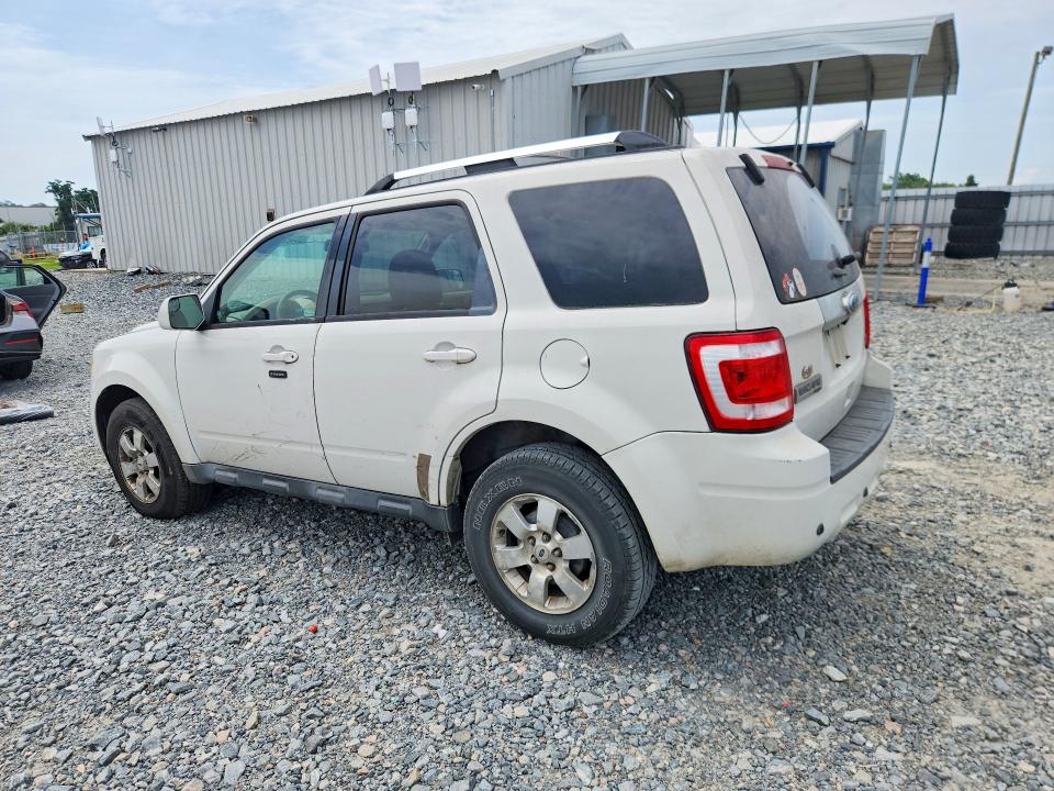 Photo 2 from auction – 2011 FORD ESCAPE with VIN 1FMCU0EG4BKA72636
