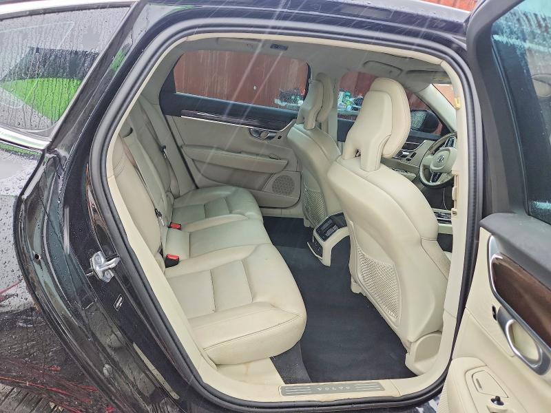 Photo 10 from auction – 2018 VOLVO S90 with VIN LVY982AK2JP025107