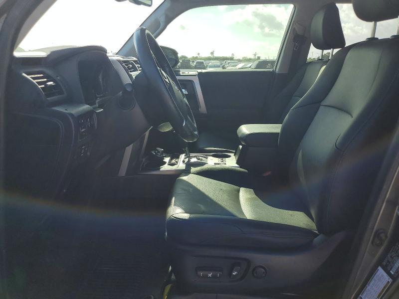 Photo 7 from auction – 2023 TOYOTA 4RUNNER with VIN JTENU5JR2P6098679