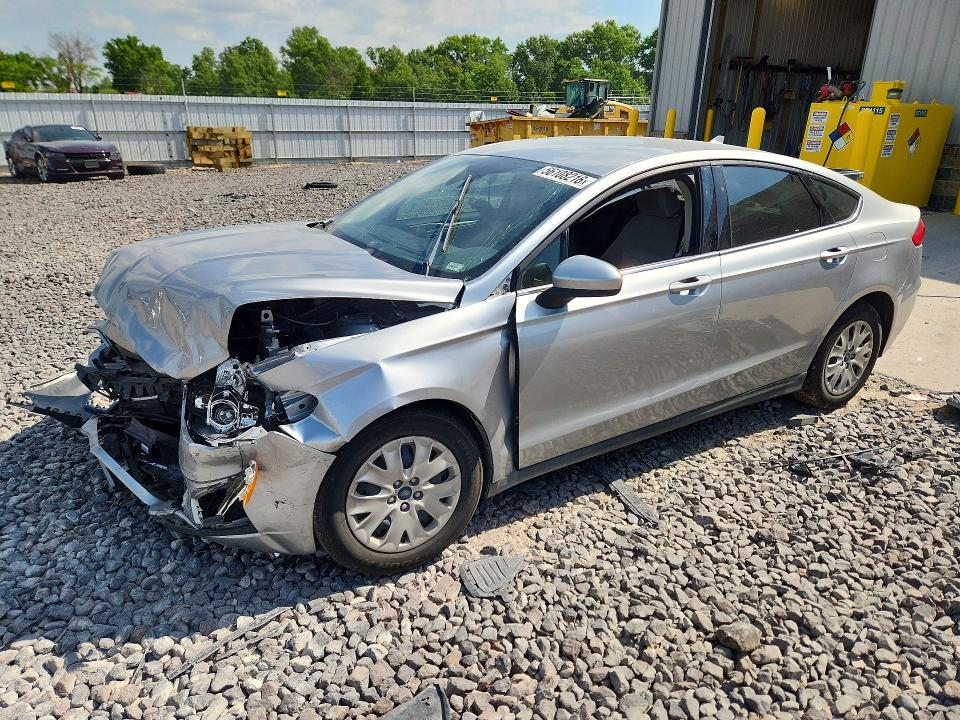 Photo 1 from auction – 2020 FORD FUSION with VIN 3FA6P0G75LR199081