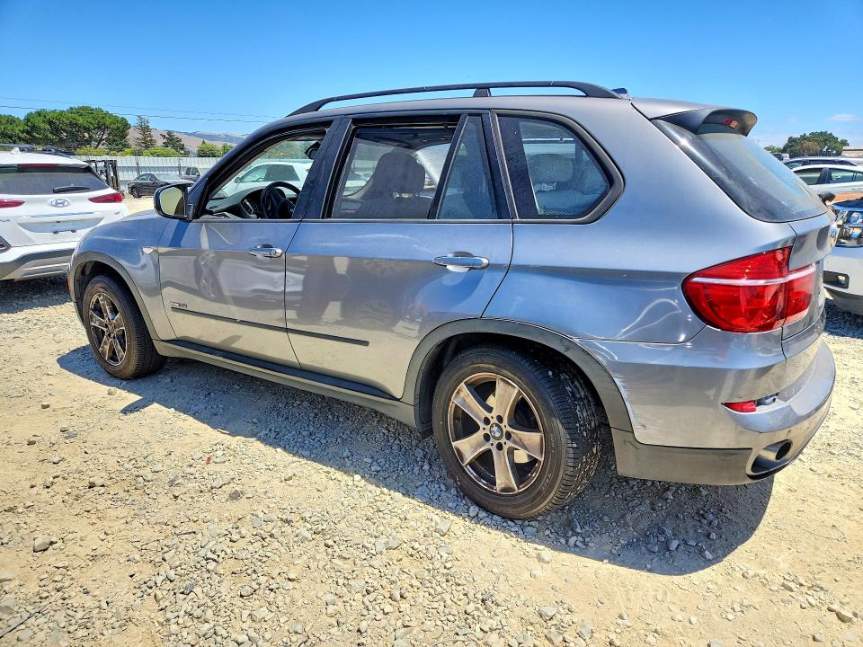 Photo 2 from auction – 2012 BMW X5 with VIN 5UXZV4C53CL987623