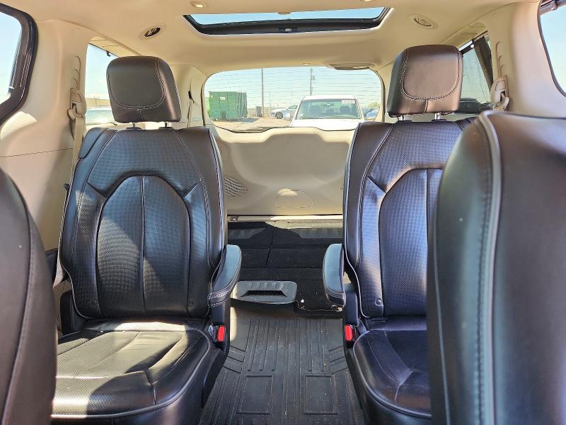 Photo 10 from auction – 2019 CHRYSLER PACIFICA with VIN 2C4RC1GG5KR628345