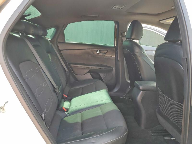 Photo 10 from auction – 2020 KIA FORTE with VIN 3KPF34AD5LE176516