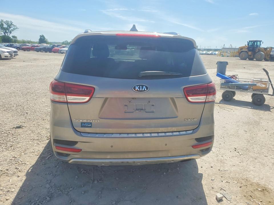 Photo 6 from auction – 2016 KIA SORENTO with VIN 5XYPKDA50GG081452