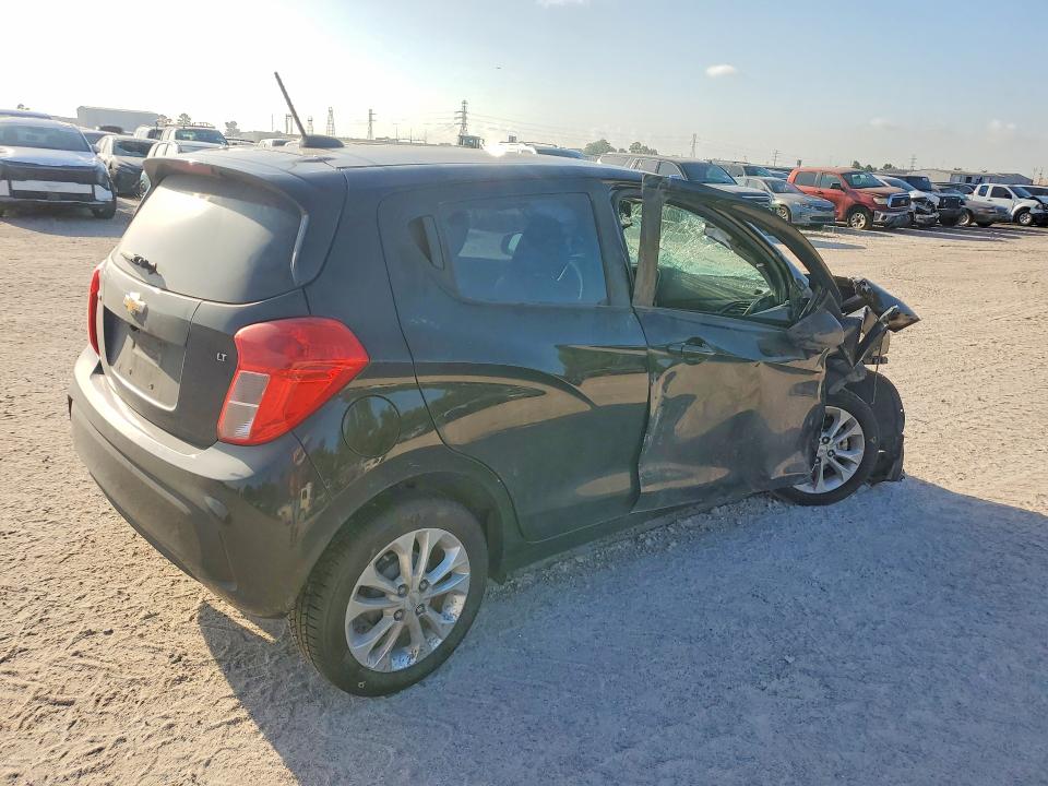 Photo 3 from auction – 2021 CHEVROLET SPARK with VIN KL8CD6SA9MC706892