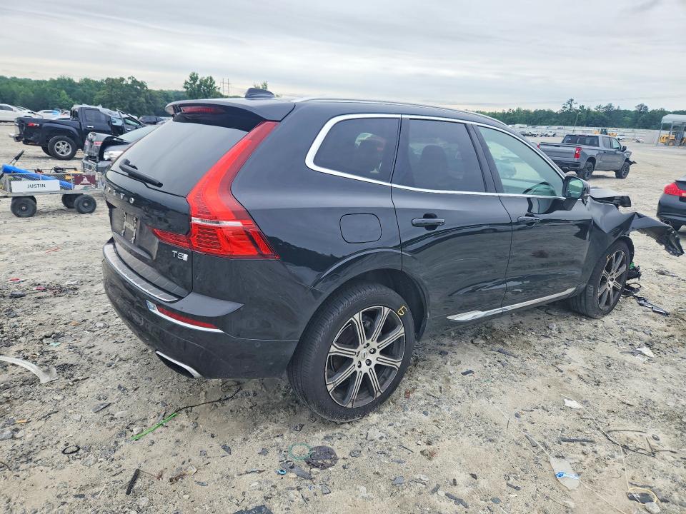 Photo 3 from auction – 2021 VOLVO XC60 with VIN YV4102DL2M1849919
