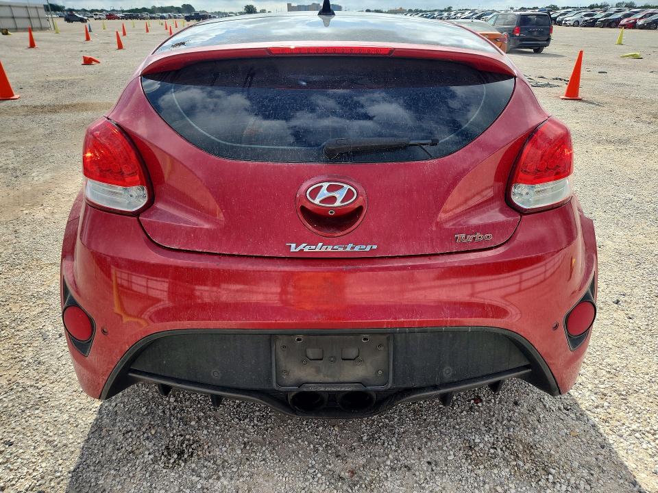 Photo 6 from auction – 2015 HYUNDAI VELOSTER with VIN KMHTC6AE7FU217348