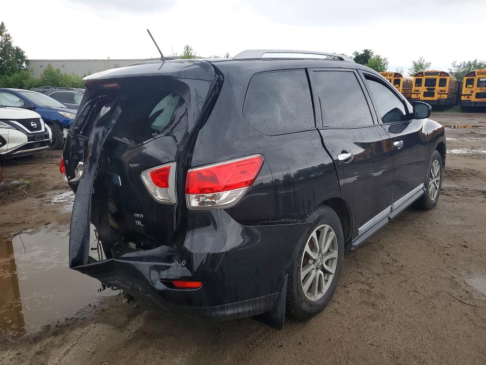 Photo 3 from auction – 2015 NISSAN PATHFINDER with VIN 5N1AR2MM4FC664646