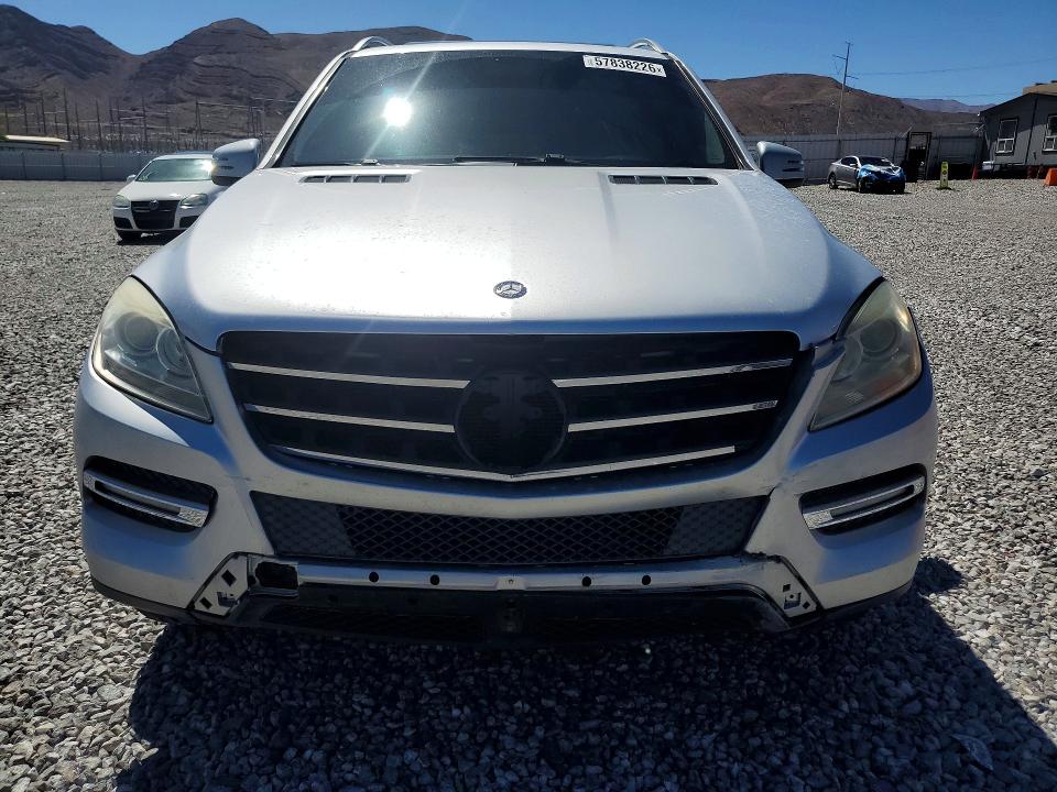 Photo 5 from auction – 2012 MERCEDES-BENZ ML with VIN 4JGDA5HB3CA014292