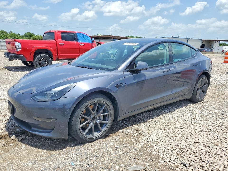 TESLA MODEL 3 2023 with VIN 5YJ3E1EA3PF585271 - Photo from auction