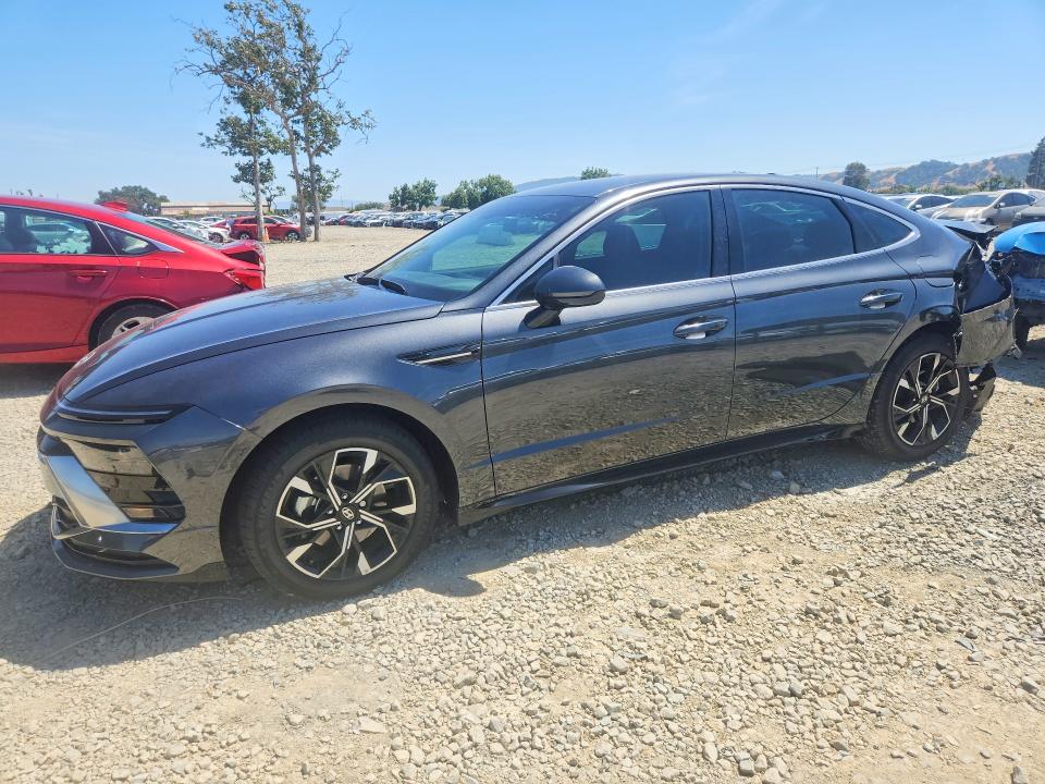 Photo 1 from auction – 2024 HYUNDAI SONATA with VIN KMHL64JA2RA418489