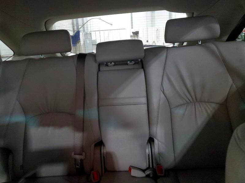 Photo 10 from auction – 2004 LEXUS RX with VIN JTJHA31U040050256