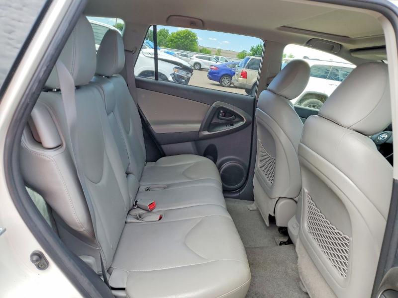 Photo 11 from auction – 2012 TOYOTA RAV4 with VIN JTMDK4DV1CD019131