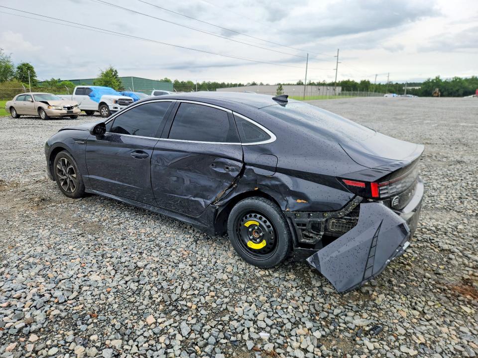 Снимка 2 от търг – 2024 HYUNDAI SONATA с VIN KMHL64JA9RA399472