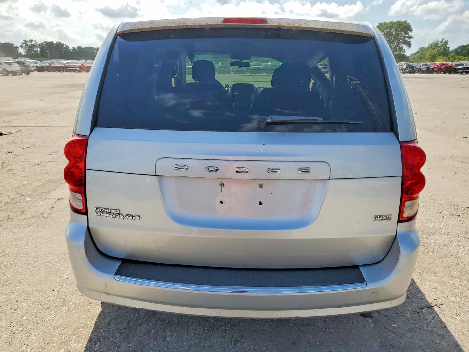 Photo 6 from auction – 2011 DODGE GRAND CARAVAN with VIN 2D4RN4DGXBR732204