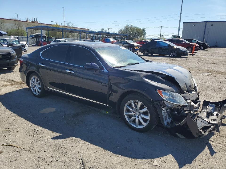 Photo 4 from auction – 2009 LEXUS LS with VIN JTHBL46F095086931