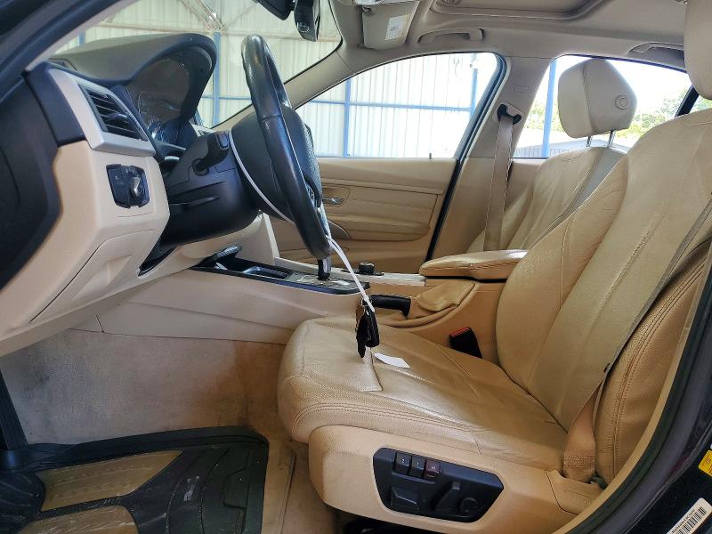 Photo 7 from auction – 2014 BMW 320 with VIN WBA3B1C55EP678596