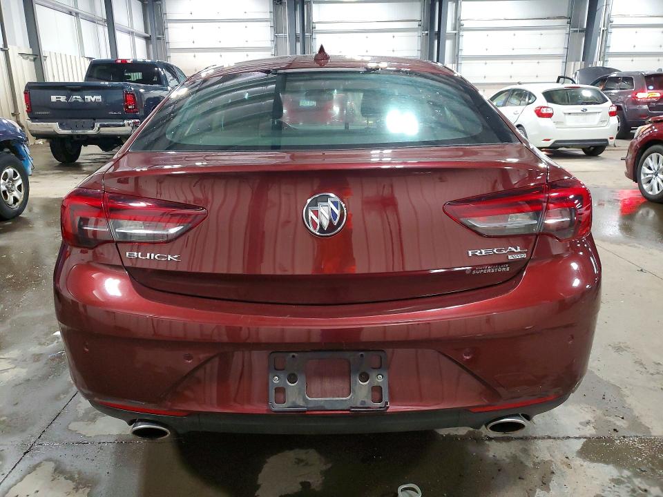 Photo 6 from auction – 2018 BUICK REGAL with VIN W04GR6SX1J1103872