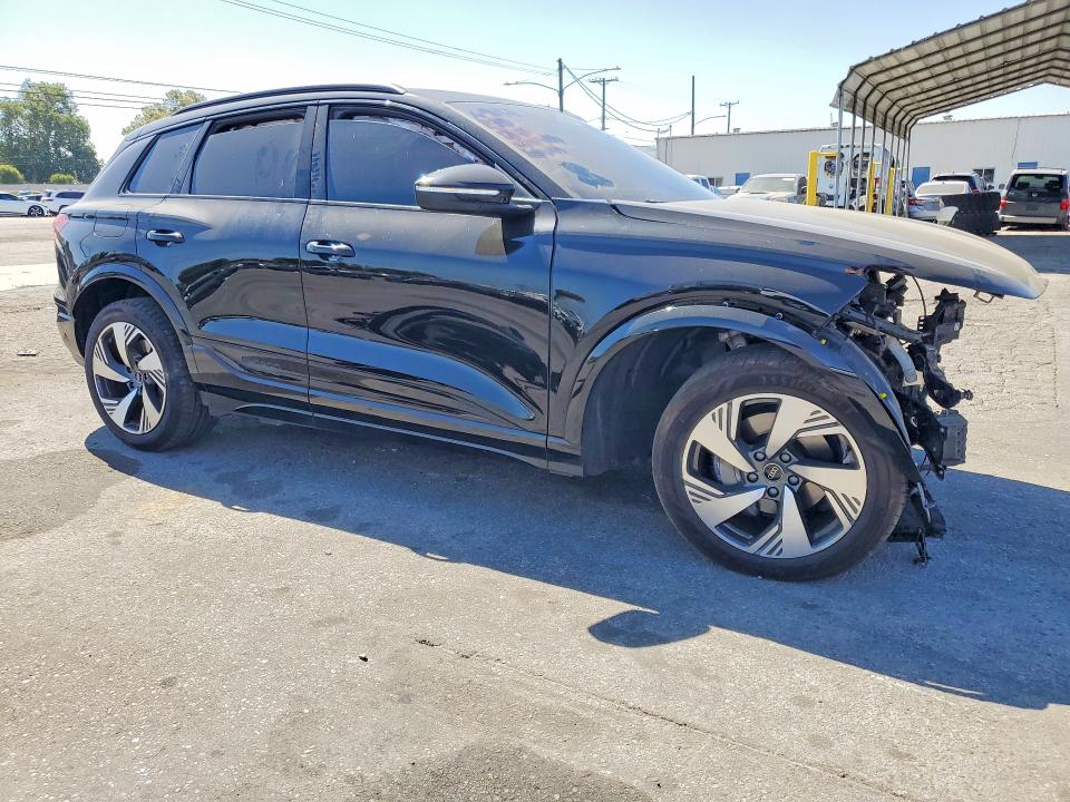 Photo 4 from auction – 2025 AUDI Q6 E-TRON with VIN WA124BGF0SA033106