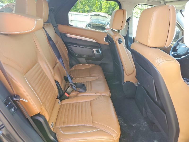 Photo 11 from auction – 2017 LAND ROVER DISCOVERY with VIN SALRTBBV4HA015246
