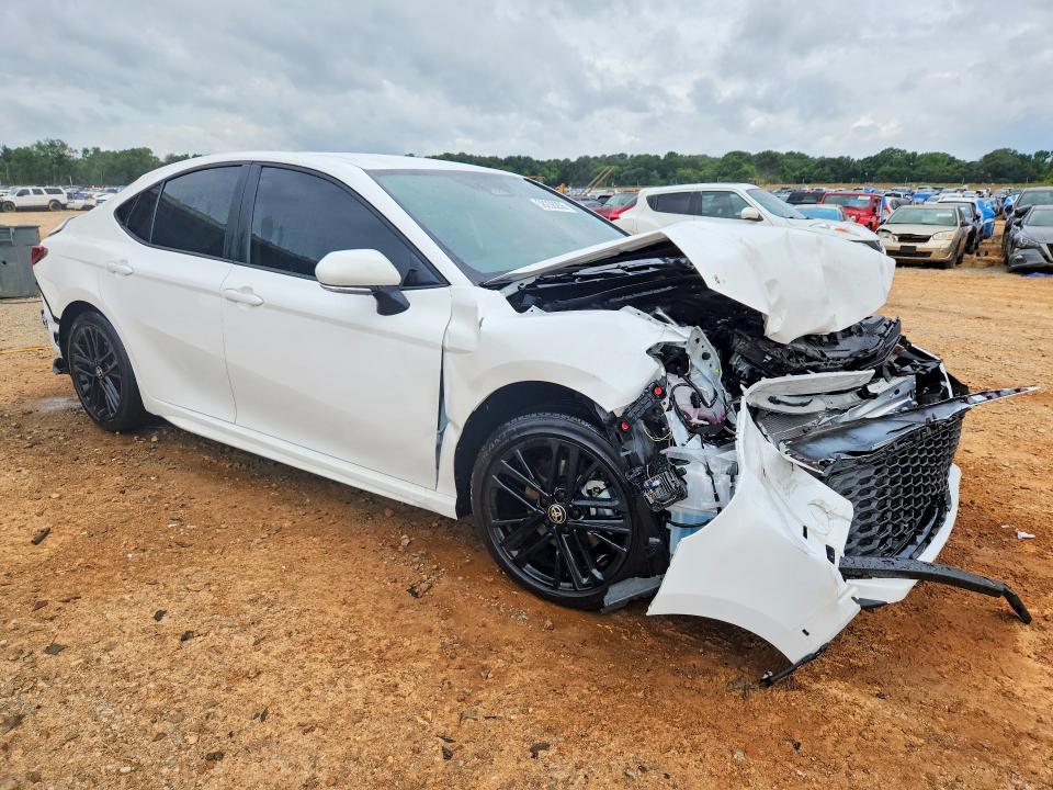 Photo 4 from auction – 2025 TOYOTA CAMRY with VIN 4T1DAACK3SU191499