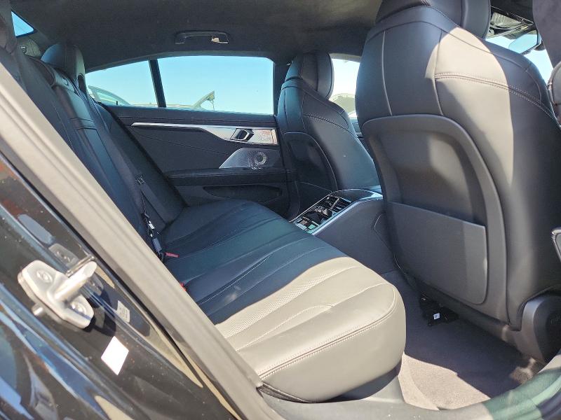 Photo 10 from auction – 2026 BMW M850XI with VIN WBAGV8C01TCX05383