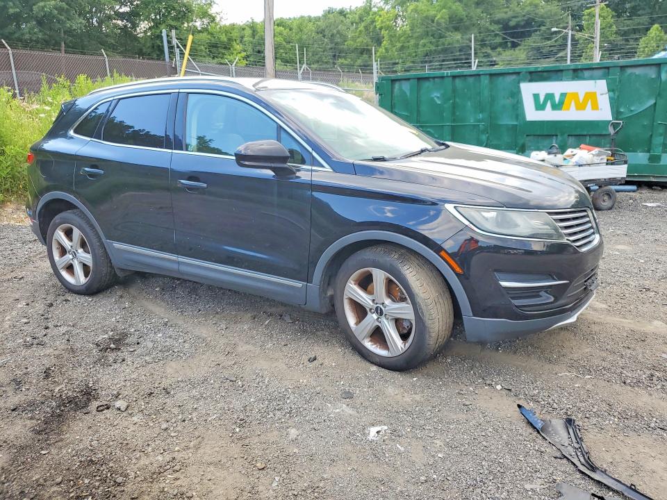 Photo 4 from auction – 2018 LINCOLN MKC with VIN 5LMCJ1C92JUL21681