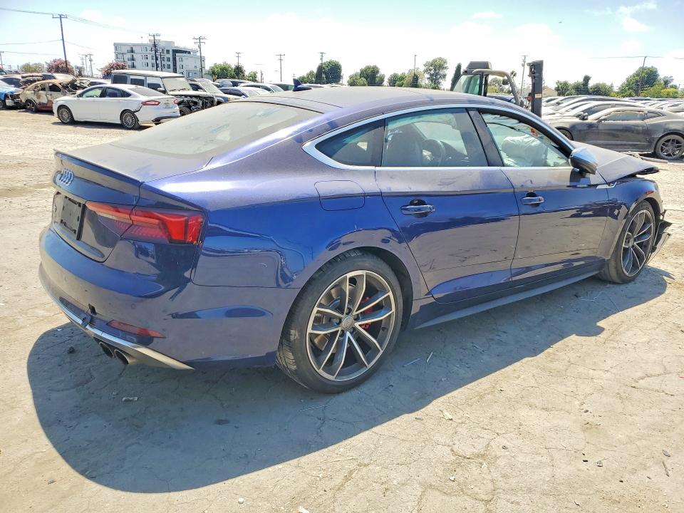 Снимка 3 от търг – 2018 AUDI S5 с VIN WAUC4CF59JA035151