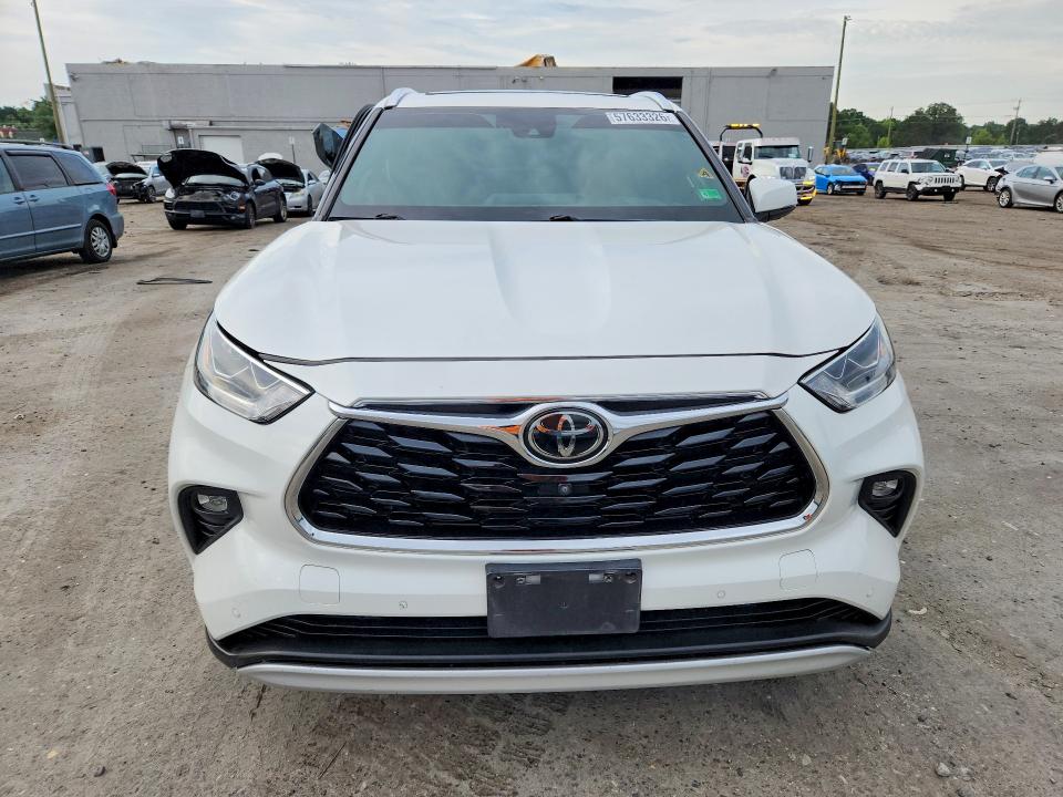 Foto 5 de la subasta – 2021 TOYOTA HIGHLANDER con VIN 5TDFZRBH7MS076969